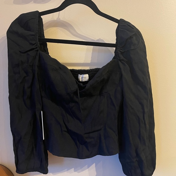 NWT Aritzia Wilfred Novella top in black (small) - Picture 1 of 3
